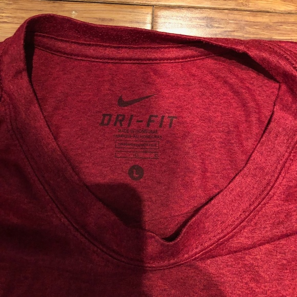 EUC Nike DRI-FIT performance tee - Picture 2 of 5